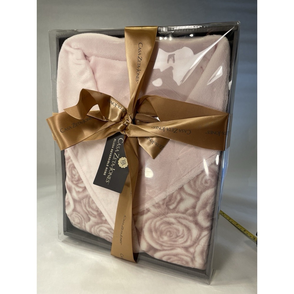 Casa Zeta-Jones Women's Plush Pink Floral Robe 3X